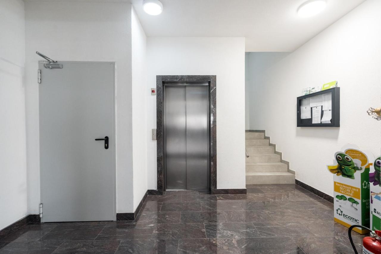 Escape-Unirii Apartment Bucharest Exterior photo